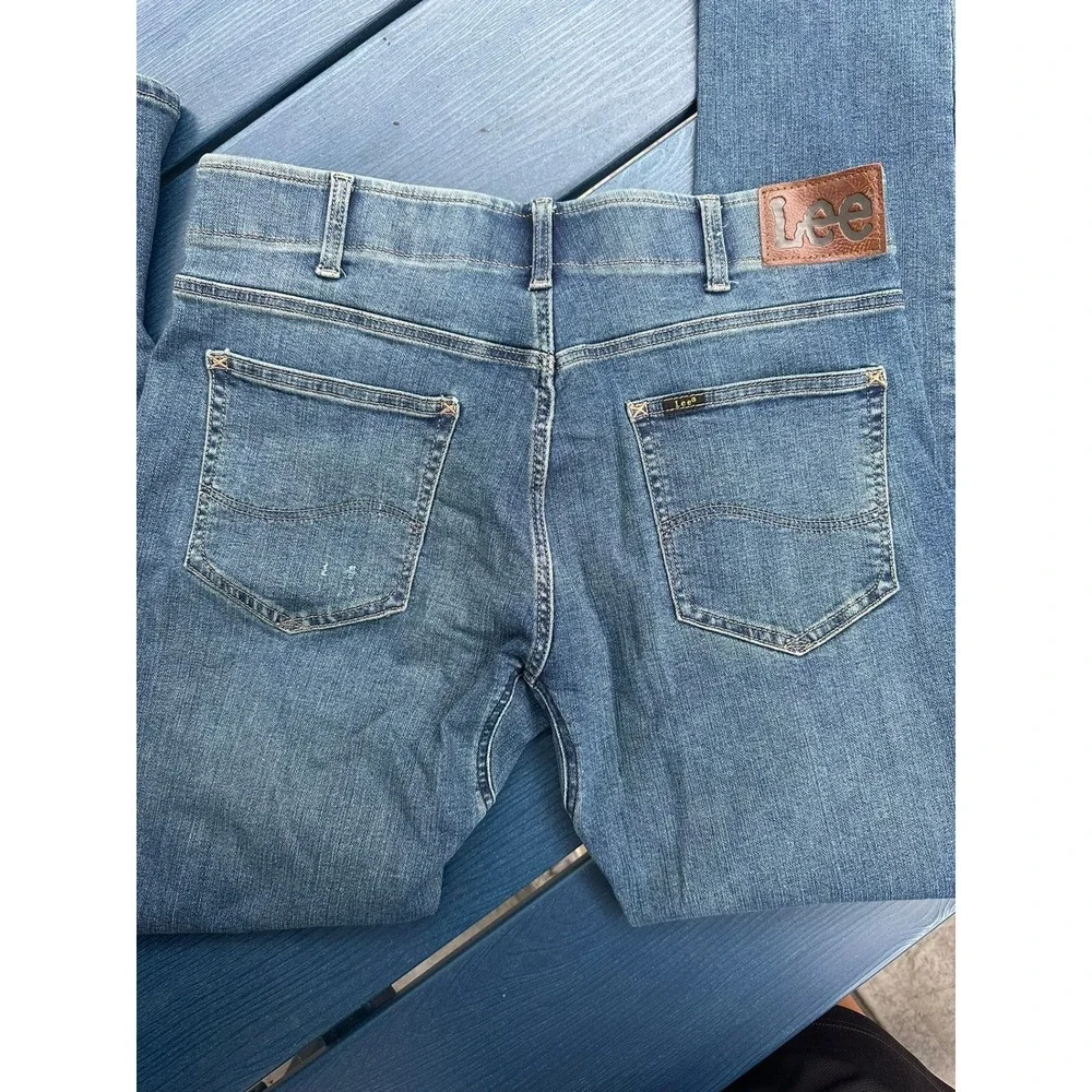 Lee Extreme Motion Slim Fit Straight Leg Jeans Mens 34x32 Blue Performance Denim